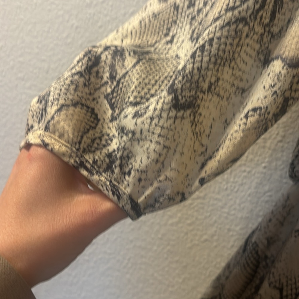 Zara Basic Snakeskin Print Button Down Dress Size… - image 5